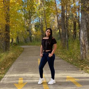 Meet your Posher, Aylin